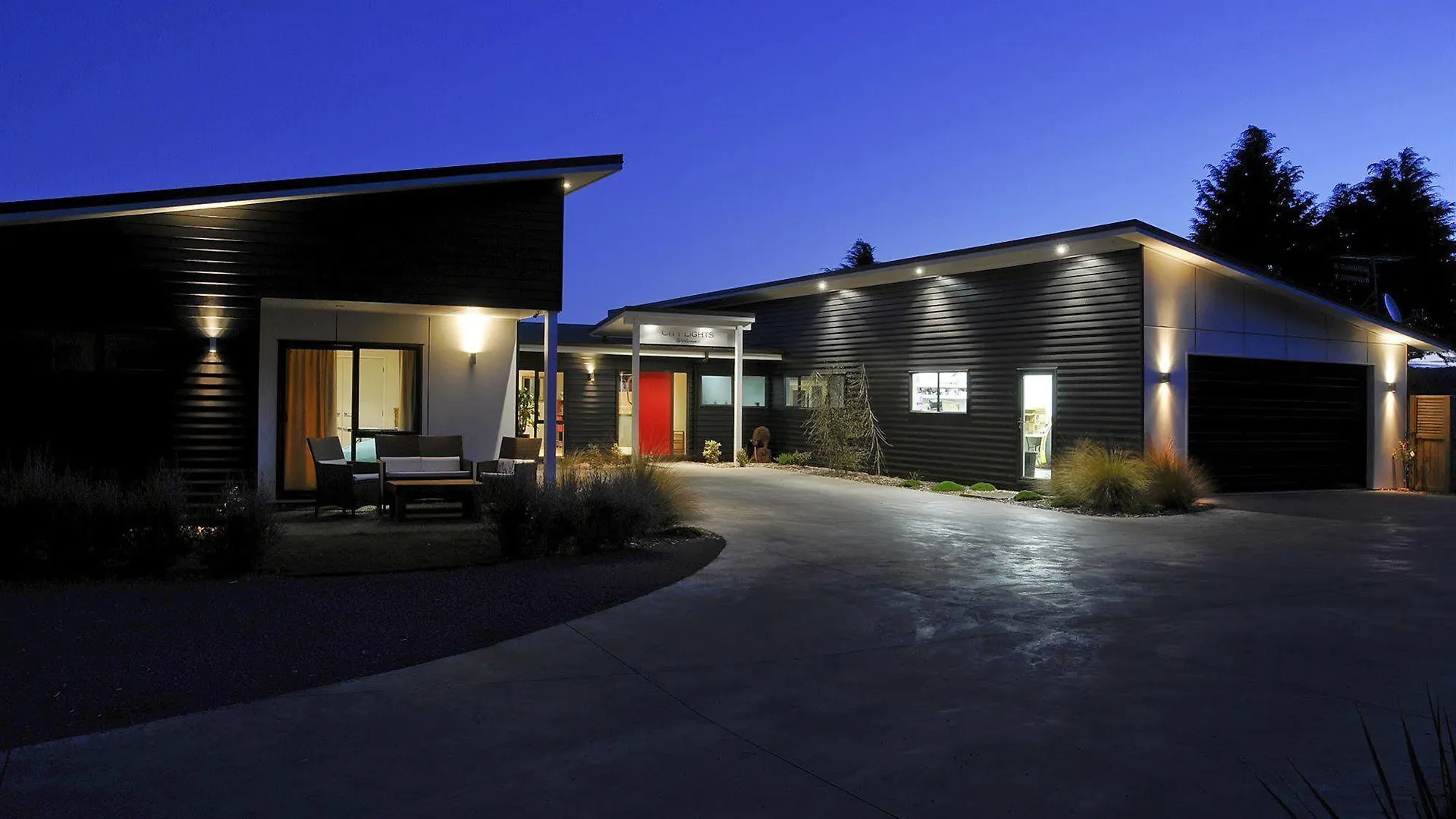 City Lights Boutique Lodge Rotorua New Zealand
