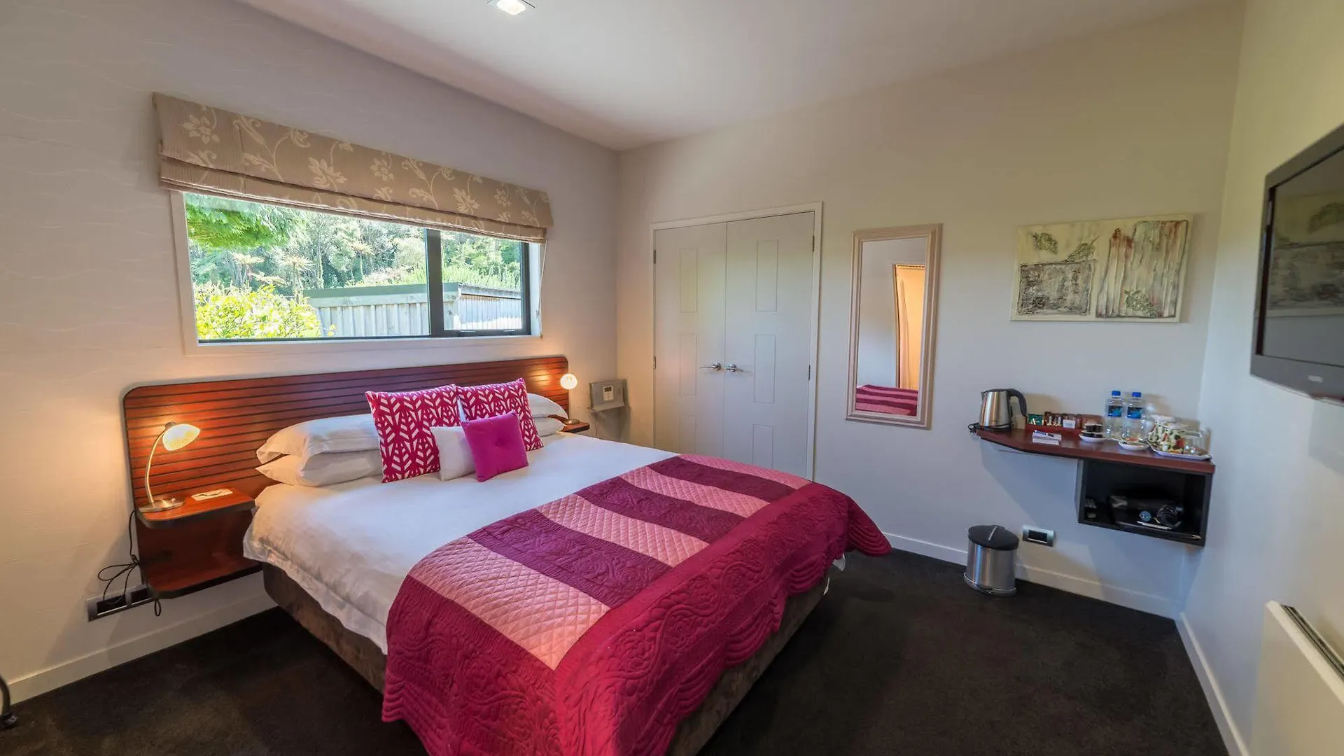 City Lights Boutique Lodge Rotorua Bed & Breakfast
